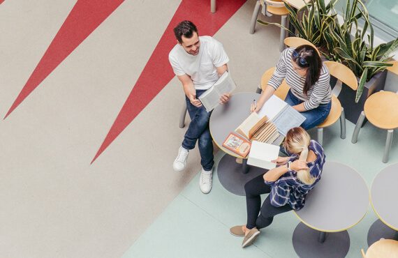 undergradute-admission-image-01 undergradute-admission-image-01